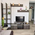 La Vida Loca Apartment Summerland